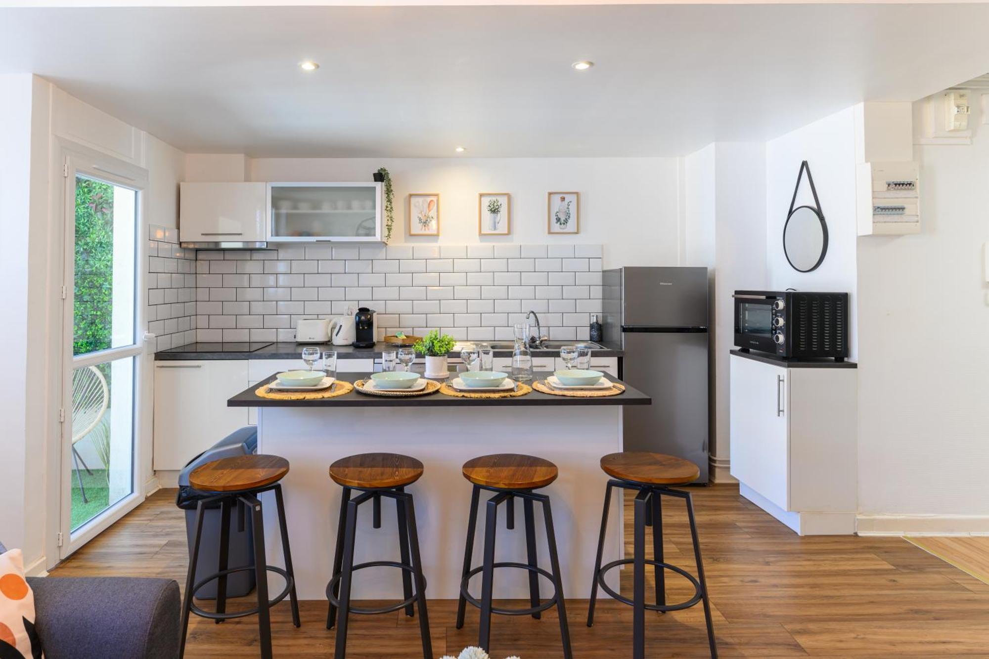 Grand Appartement Avec Balcon Hyper - Centre Tarbes Exteriör bild