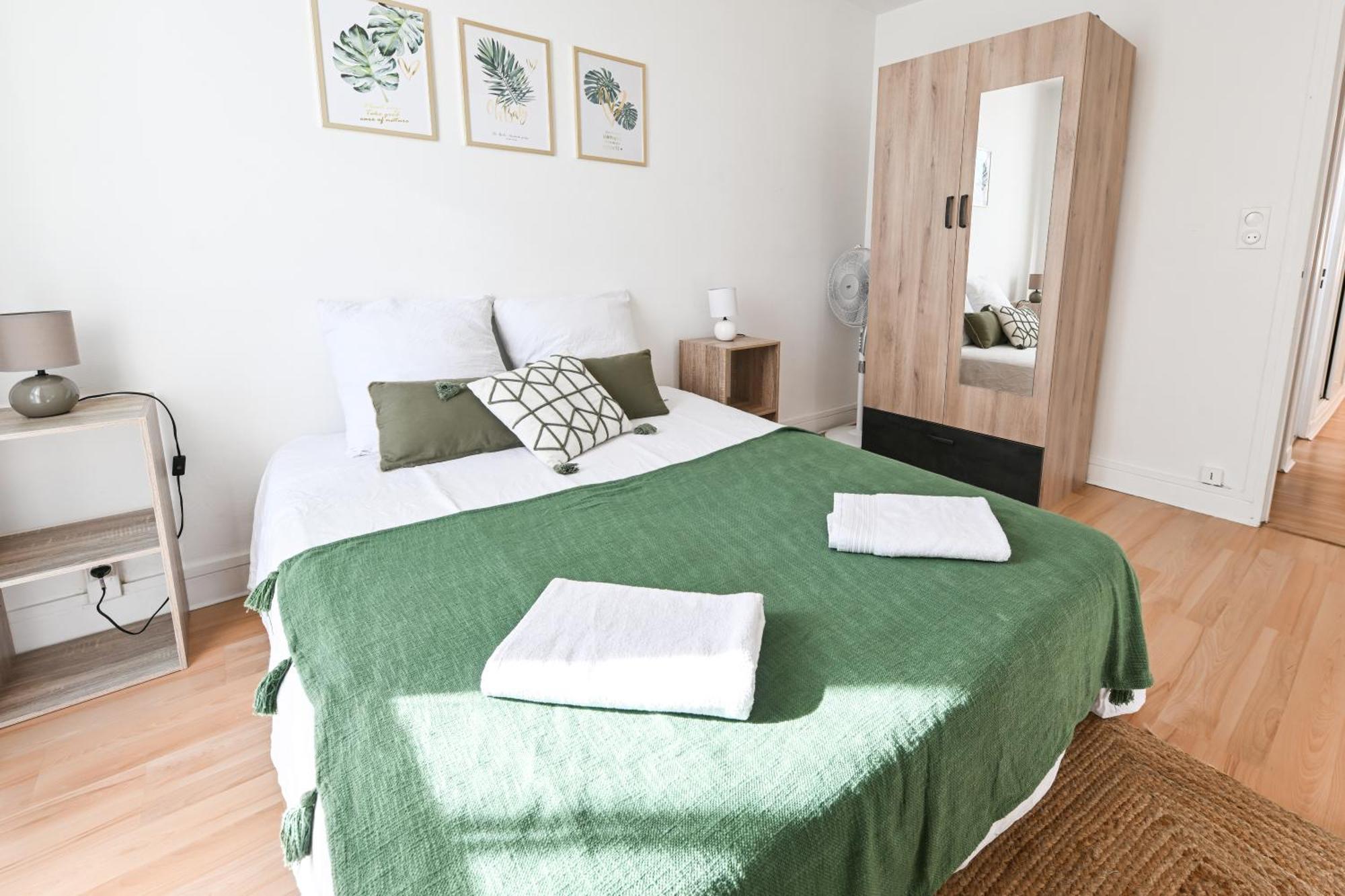 Grand Appartement Avec Balcon Hyper - Centre Tarbes Exteriör bild