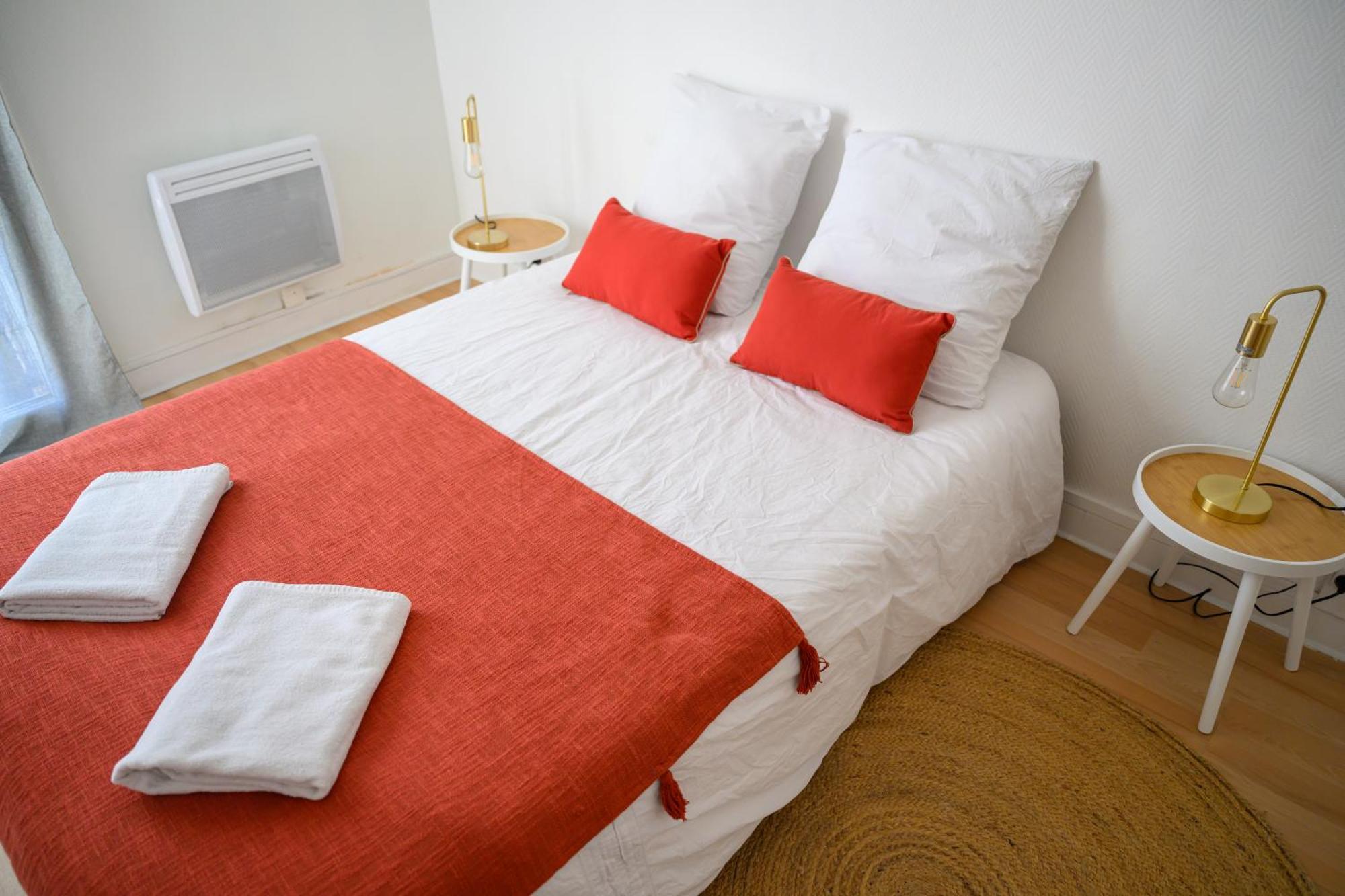 Grand Appartement Avec Balcon Hyper - Centre Tarbes Exteriör bild